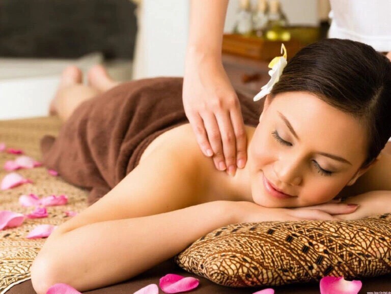 Massage Huế – Dịch Vụ Thư Giãn Làm Mới Cơ Thể Cao Cấp