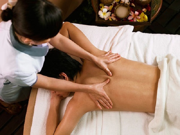 Đắm chìm trong cảm giác phục hồi với dịch vụ massage body tuyệt vời